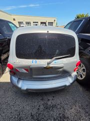2010 Chevrolet HHR LS - Exterior Rear Center Image